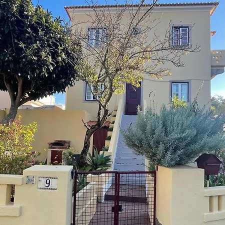 Of Charm With Garden In Center * Sintra