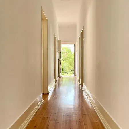 Of Charm With Garden In Center * Sintra